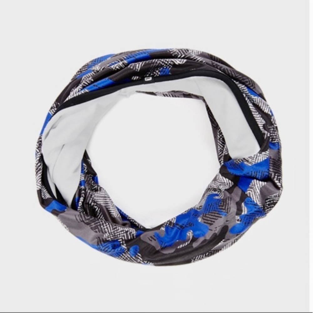 Fabletics Eclipse Infinity Scarf - Picture 2 of 5